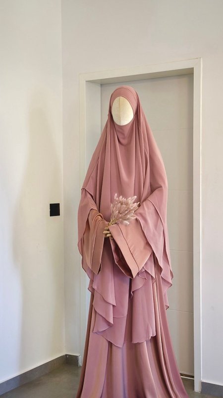 عباءة جمانة
